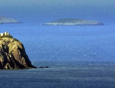 Τουρκία: Χτίζει παρατηρητήριο σε νησίδα απέναντι από τα Ίμια (φωτό, βίντεο)